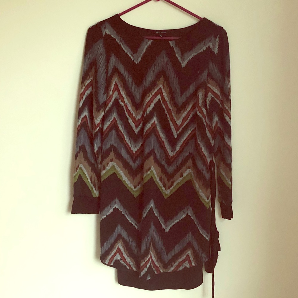 💚Cute chevron patterned dress.